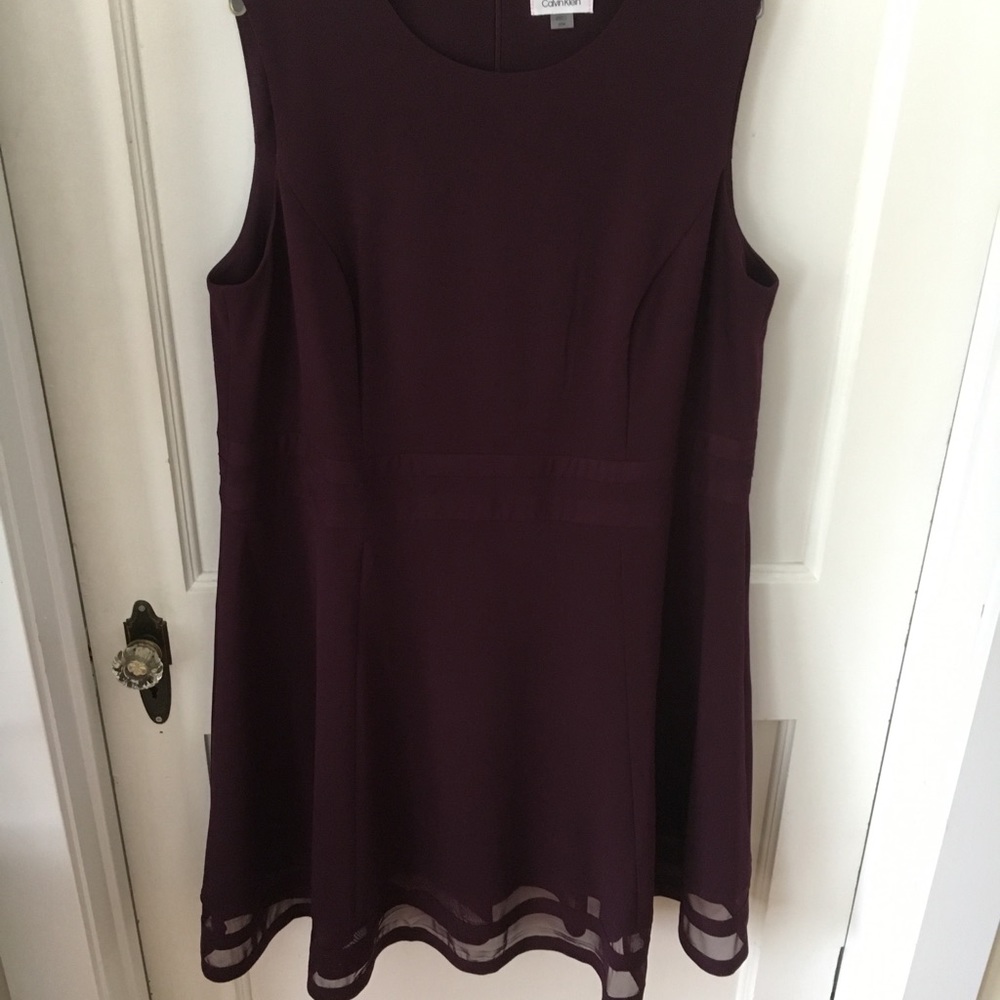 Calvin Klein: Timeless Party Dress